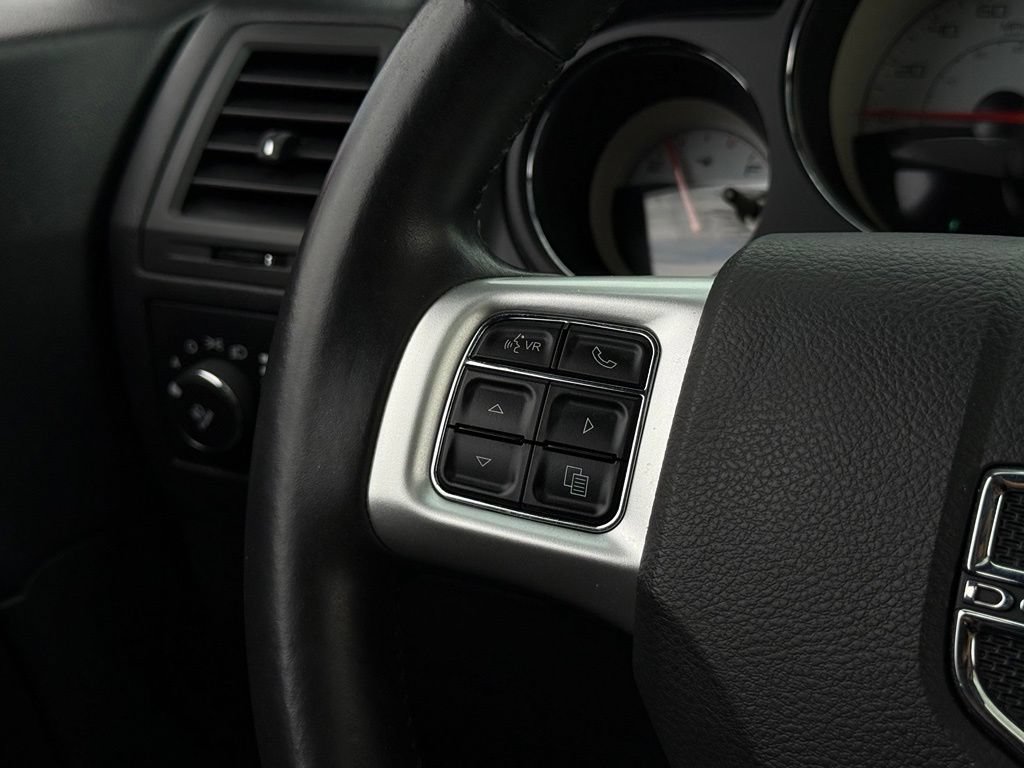 Used 2014 Dodge Challenger SXT Plus RWD image 8