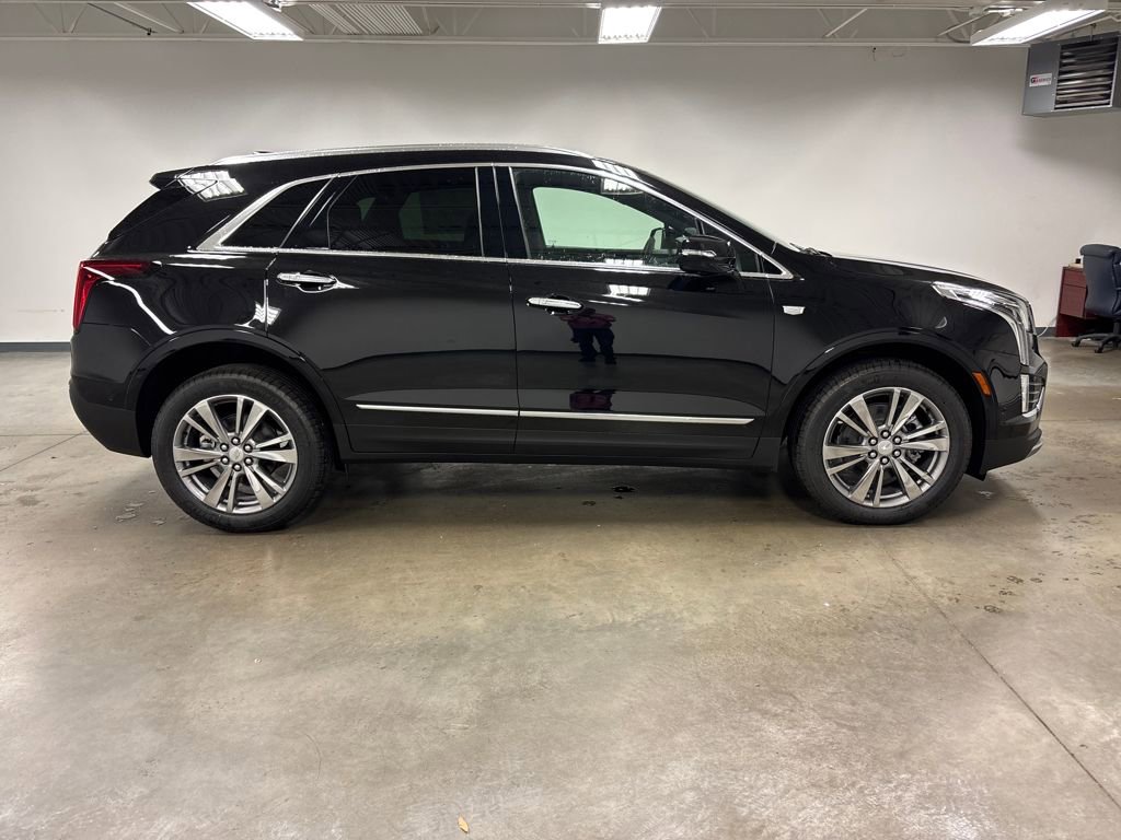 New 2026 Cadillac XT5 Premium Luxury w/ Driver Assist Package image 17