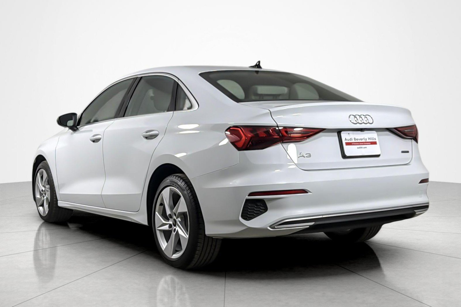 Used 2023 Audi A3 2.0T Premium AWD/4WD image 3