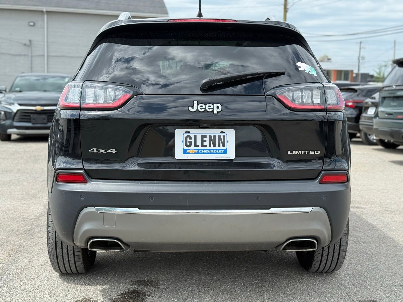 Used 2019 Jeep Cherokee Limited image 5