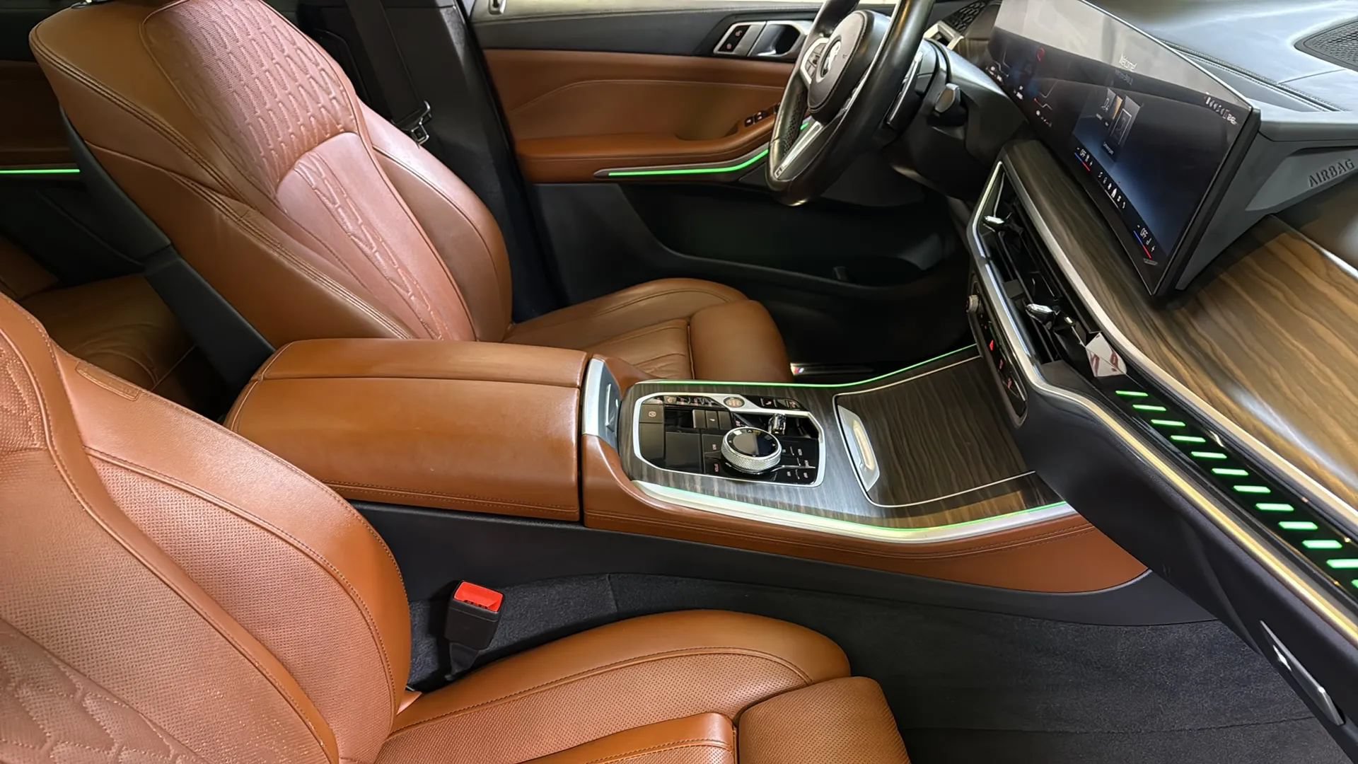 Used 2024 BMW X5 M60i AWD/4WD image 19