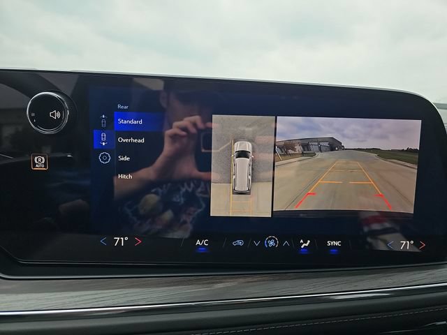 New 2026 Chevrolet Suburban LS w/ Max Trailering Package AWD/4WD image 15