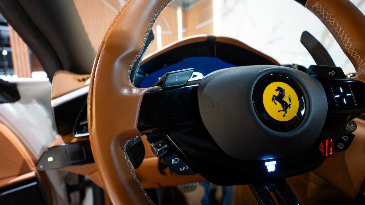 Used 2023 Ferrari Roma RWD image 13
