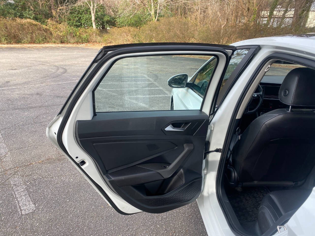 Used 2019 Volkswagen Jetta SE image 37