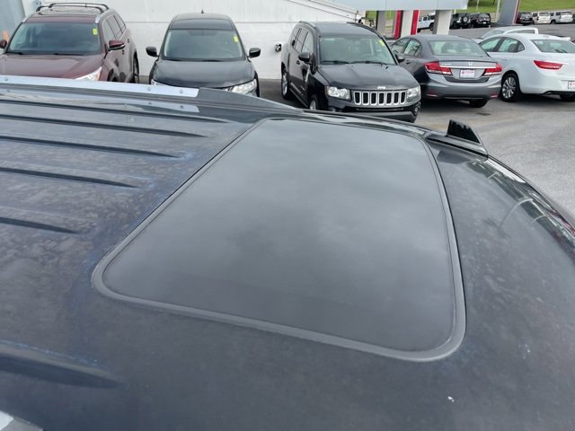 Used 2018 GMC Yukon XL Denali w/ Open Road Package image 10