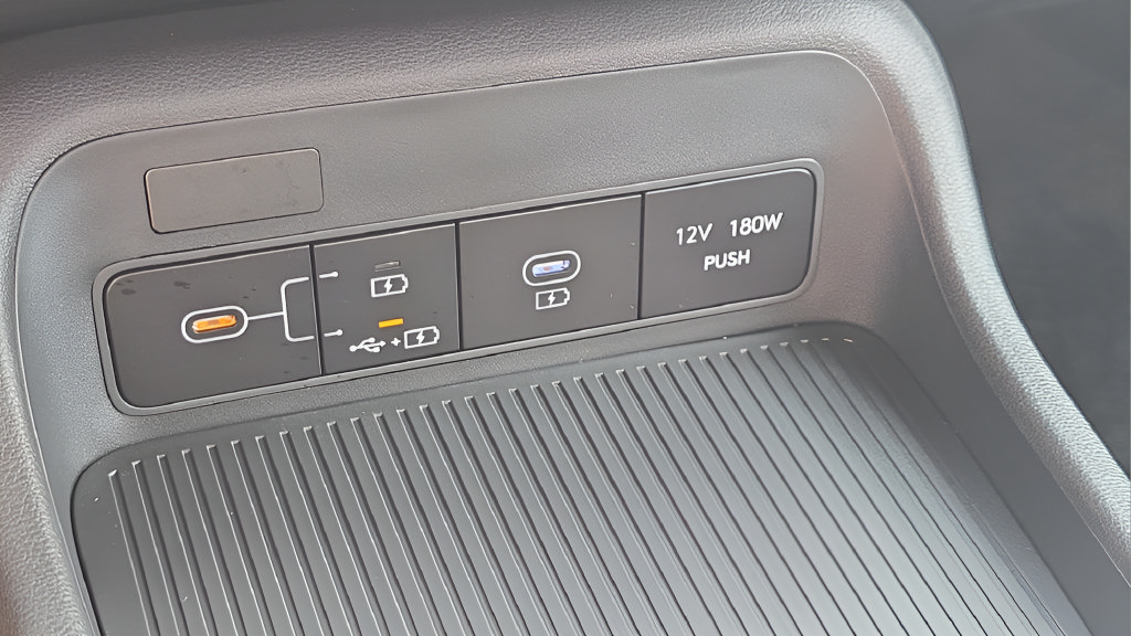 New 2026 Hyundai Kona SE FWD image 27