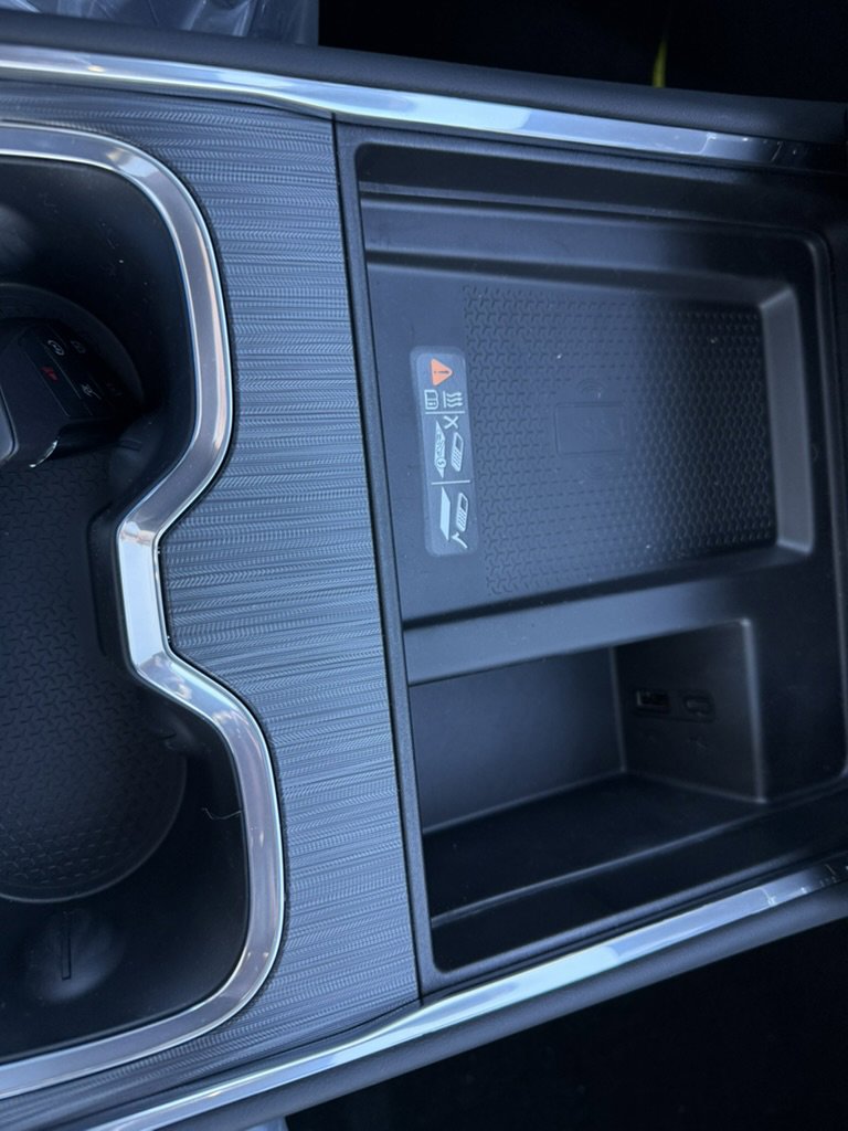 New 2026 GMC Acadia Elevation w/ Elevation Premium Package image 14