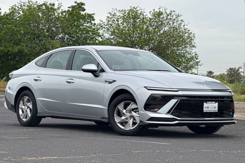 New 2026 Hyundai Sonata SE FWD video 2