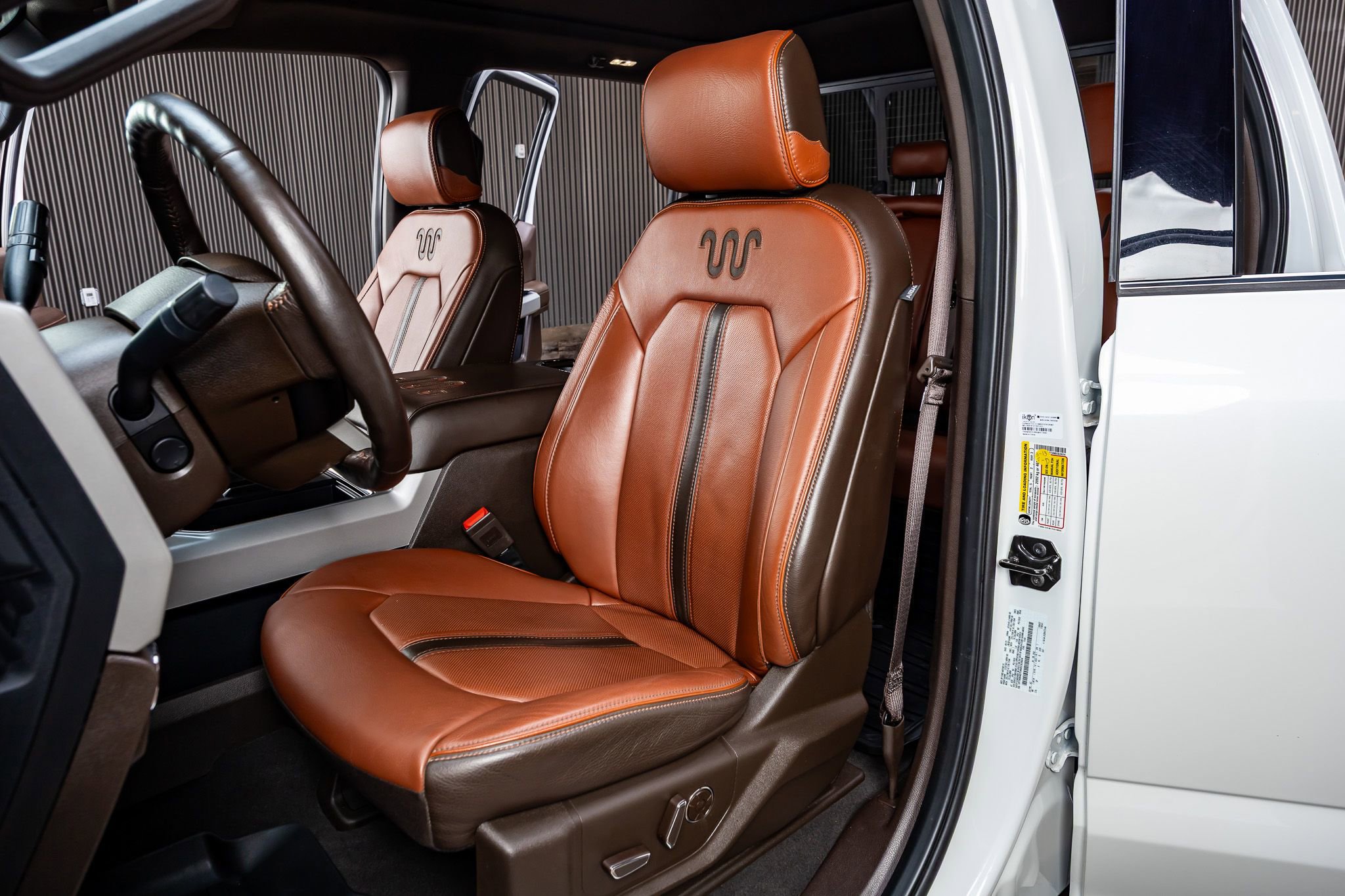 Used 2022 Ford F450 King Ranch w/ King Ranch Ultimate Package image 29