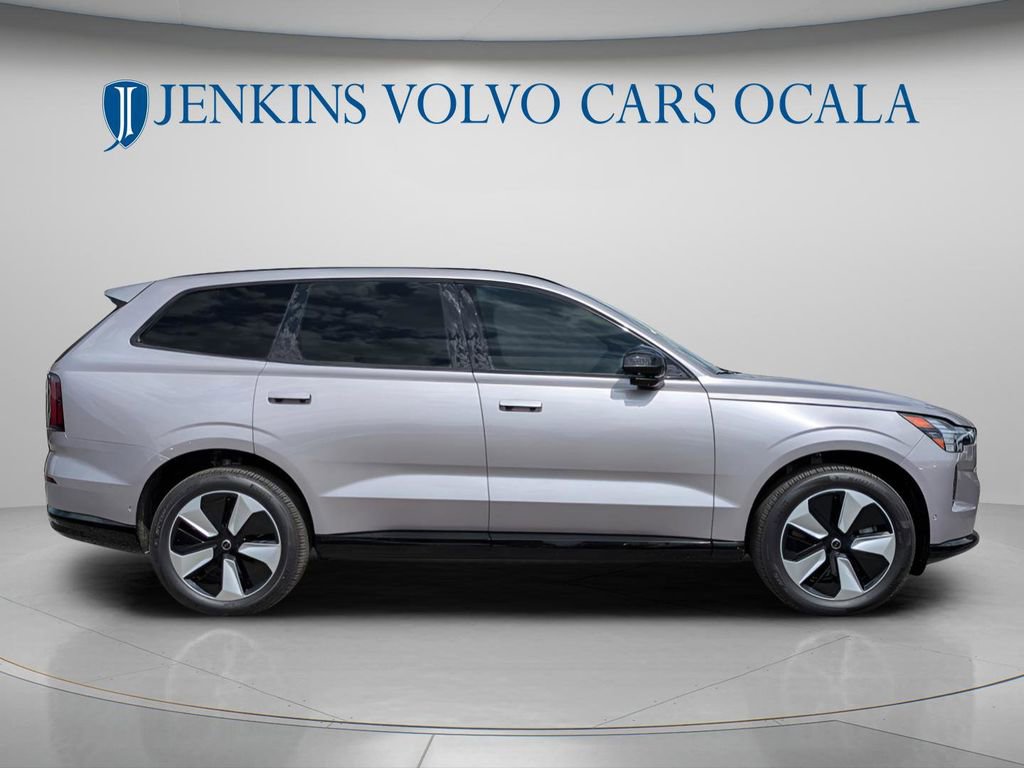 New 2026 Volvo EX90 Plus RWD image 3