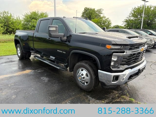 Used 2026 Chevrolet Silverado 3500 LT w/ All Star Edition AWD/4WD image 8