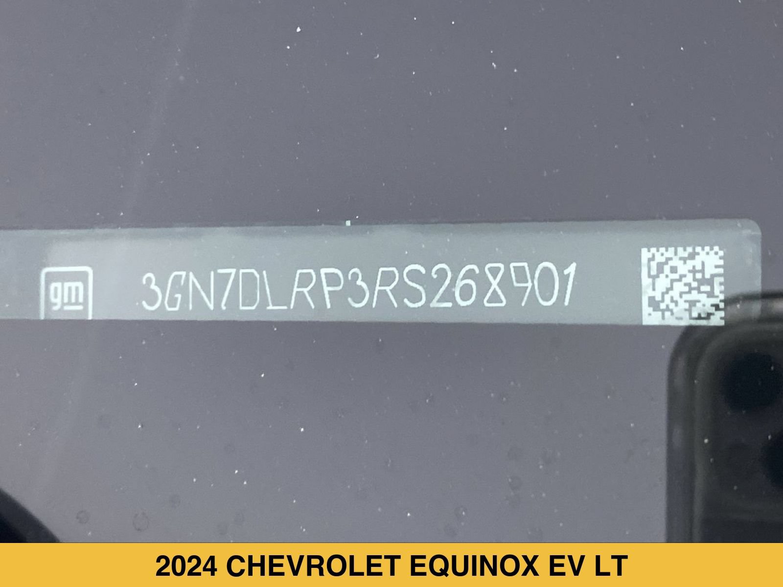 Certified 2024 Chevrolet Equinox EV LT FWD image 15