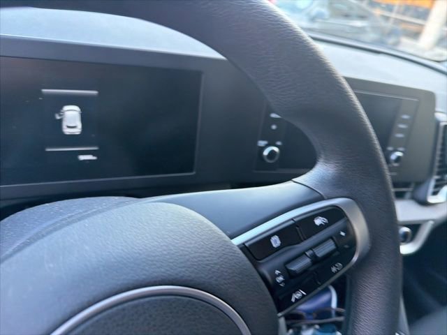 Certified 2025 Kia Sportage LX image 10