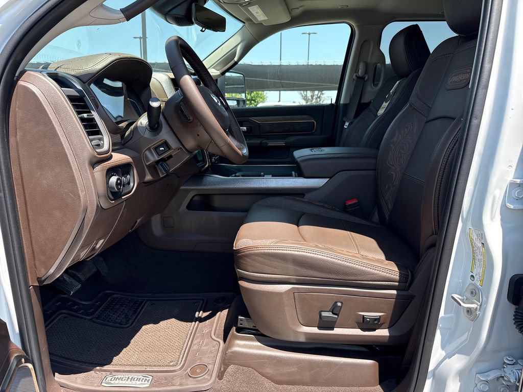 New 2026 RAM 3500 Longhorn AWD/4WD image 26