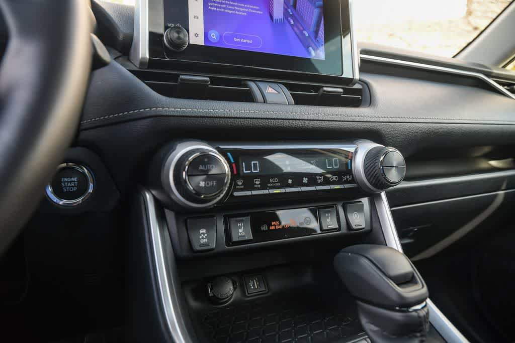 Used 2023 Toyota RAV4 XLE w/ Convenience Package FWD image 20