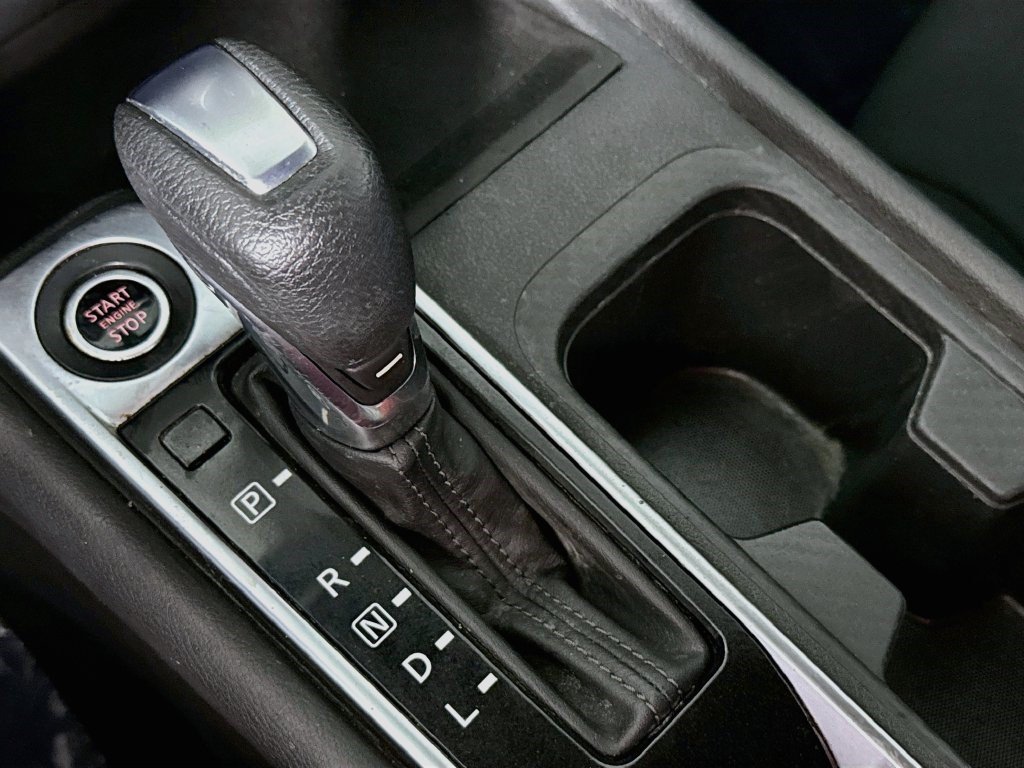 Used 2020 Nissan Sentra SV FWD image 19