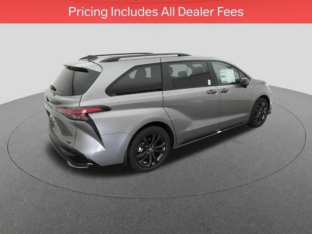 New 2026 Toyota Sienna XSE FWD image 10