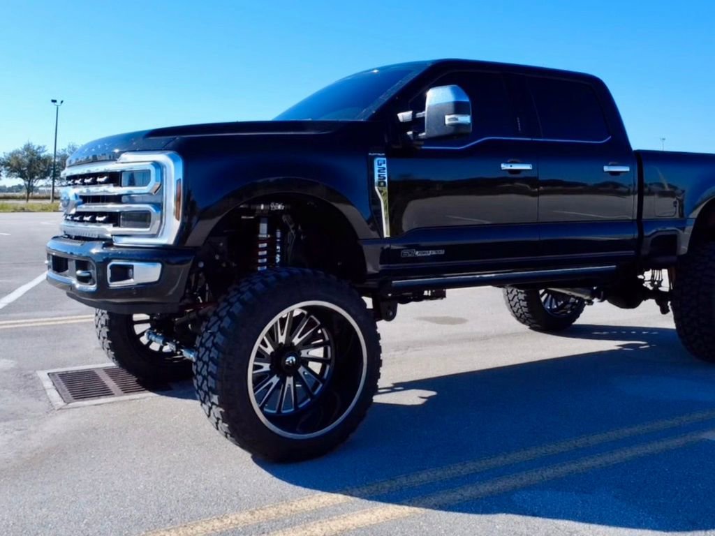 Used 2024 Ford F250 Platinum w/ FX4 Off-Road Package image 15