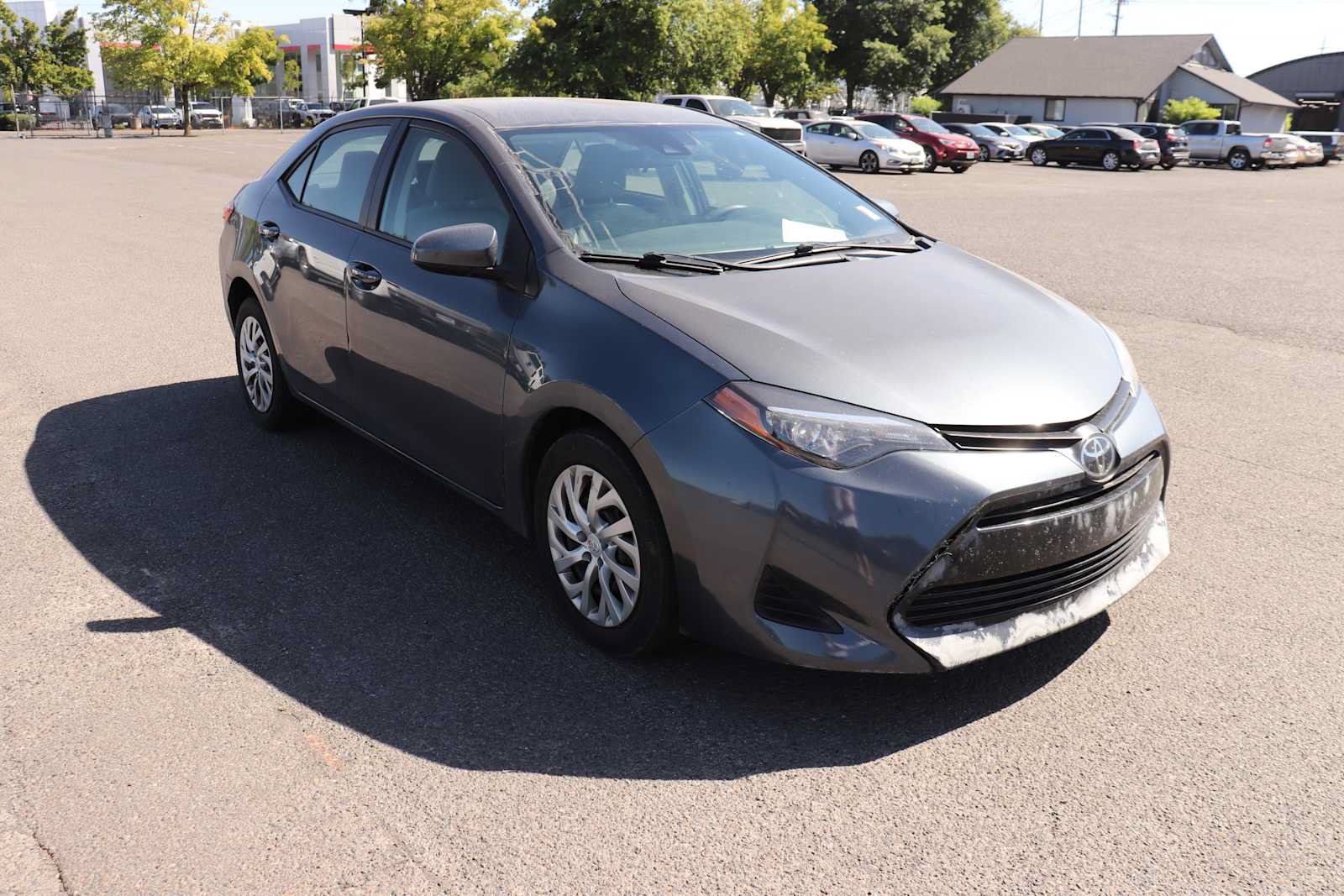 Used 2019 Toyota Corolla LE FWD image 3