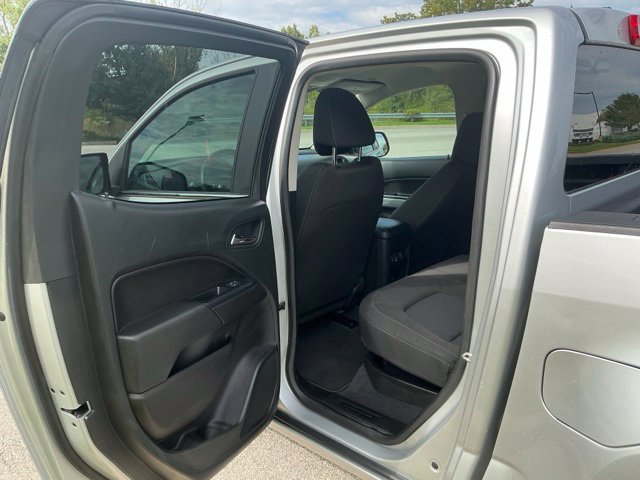 Used 2020 Chevrolet Colorado LT AWD/4WD image 16