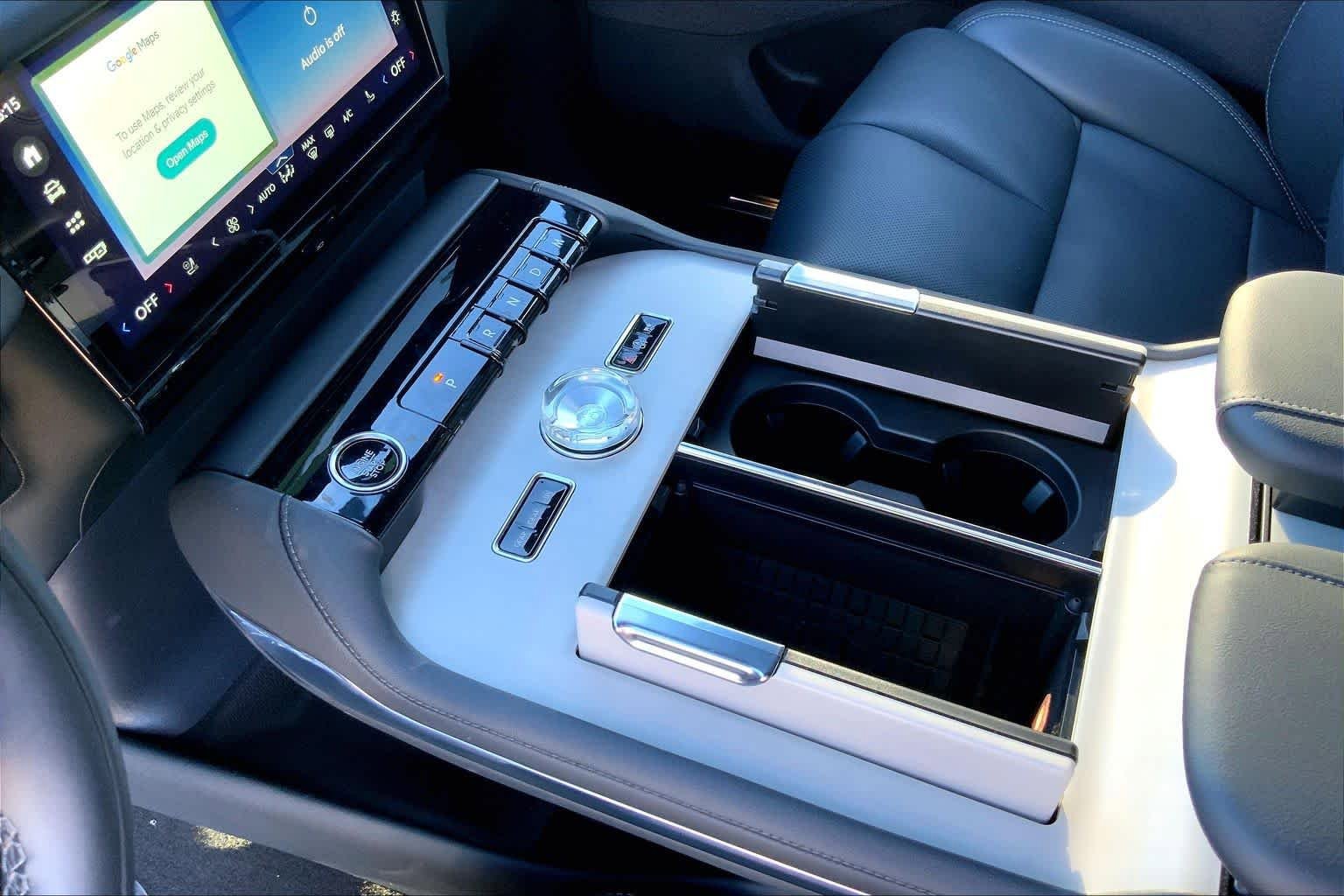 New 2026 Lincoln Navigator L Reserve w/ Jet Appearance Package image 7