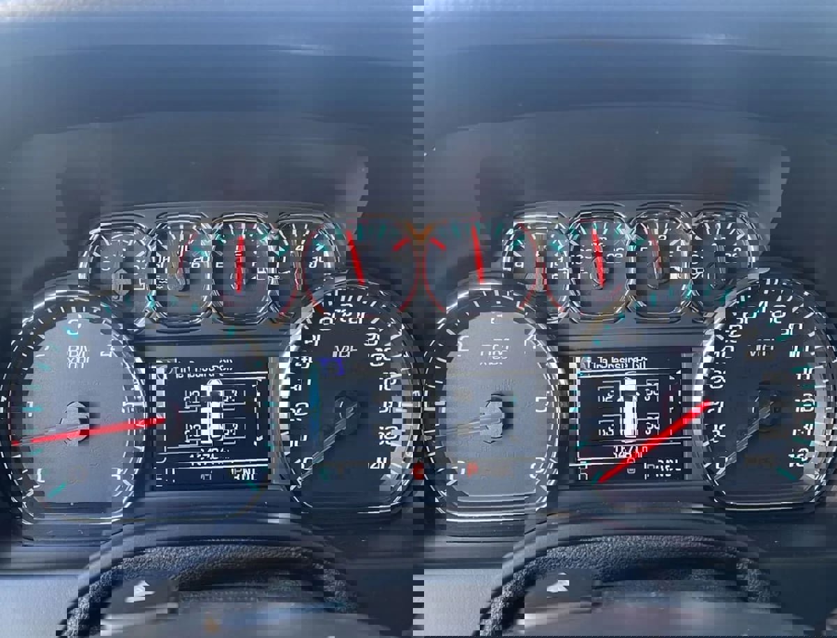 Used 2019 Chevrolet Tahoe Premier w/ RST 6.2L Performance Edition image 30