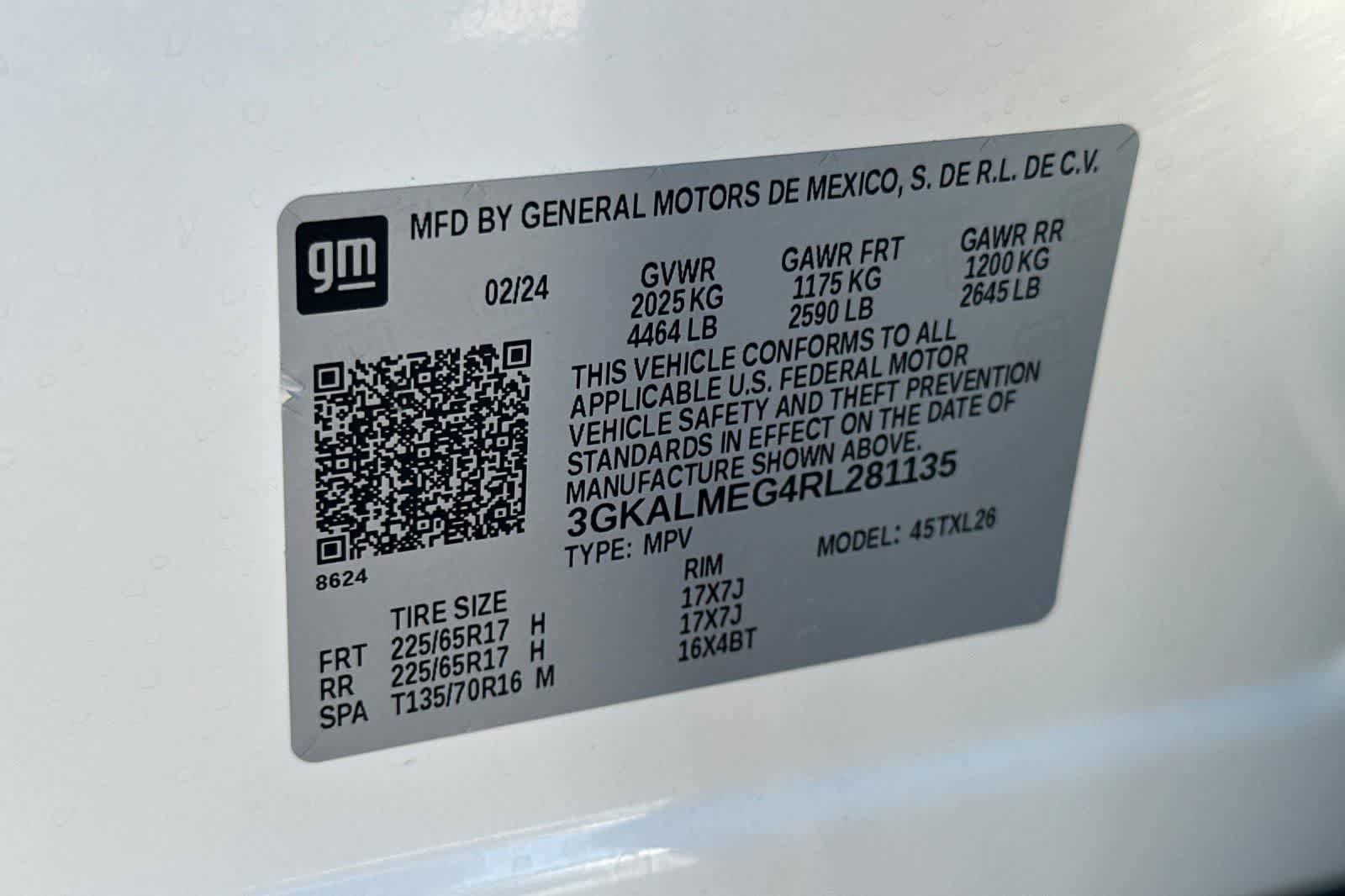 Used 2024 GMC Terrain SLE image 37