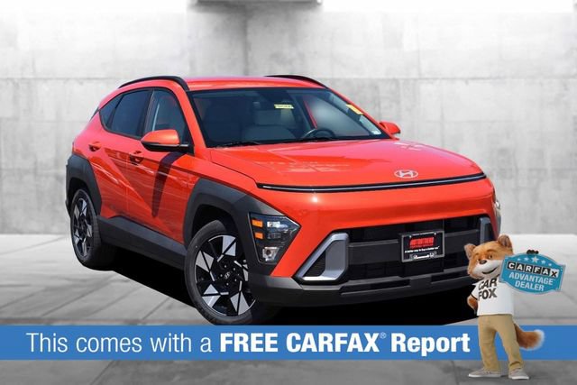 Used 2024 Hyundai Kona SEL FWD image 2