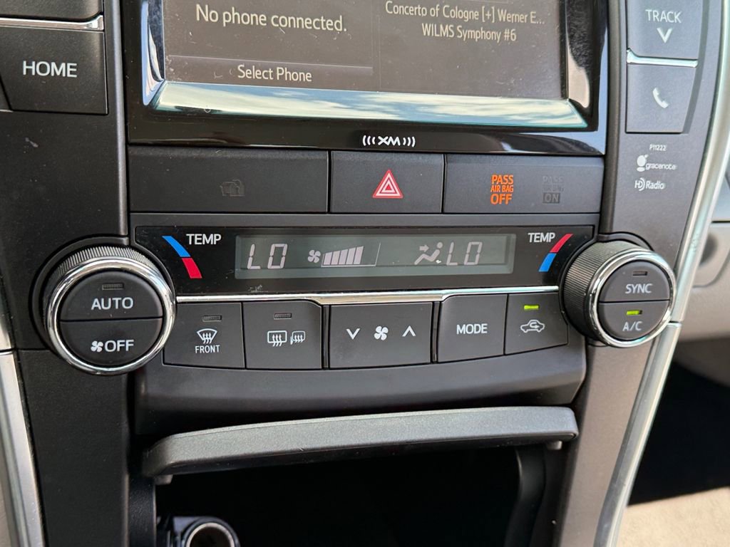Used 2016 Toyota Camry XLE w/ Protection Package (Q2) image 21