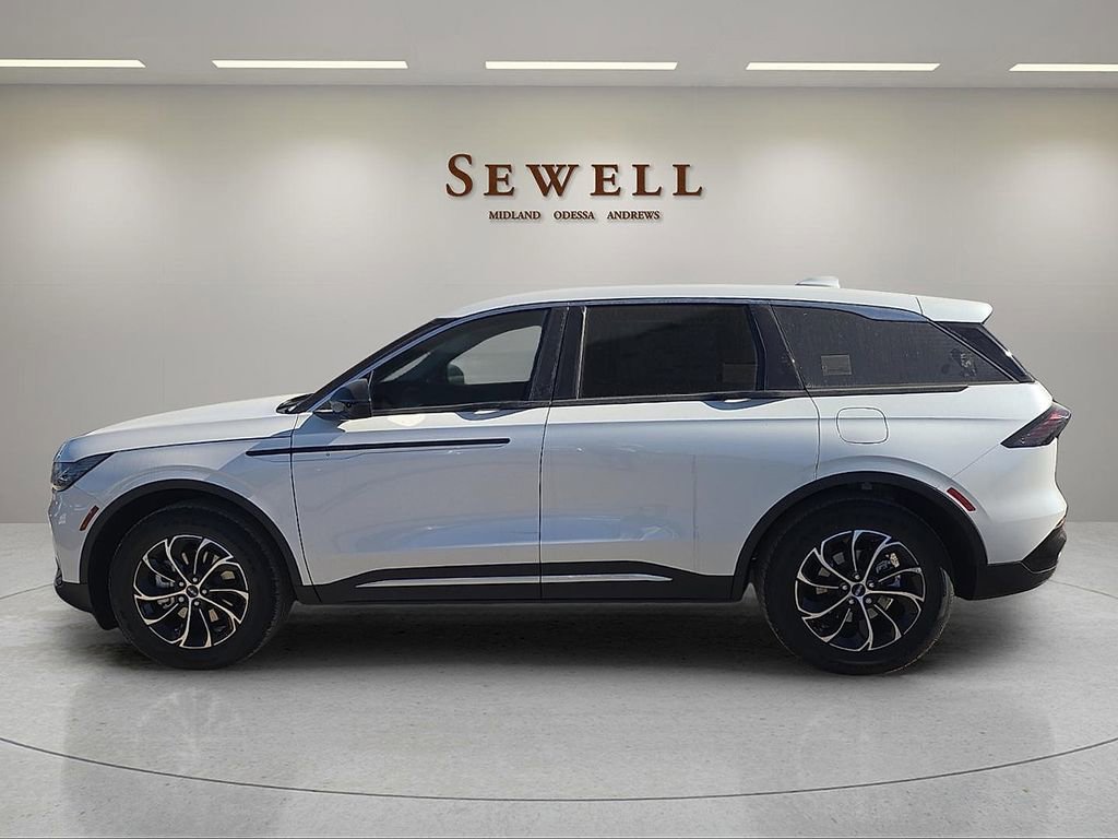 New 2026 Lincoln Nautilus Premier AWD/4WD image 2