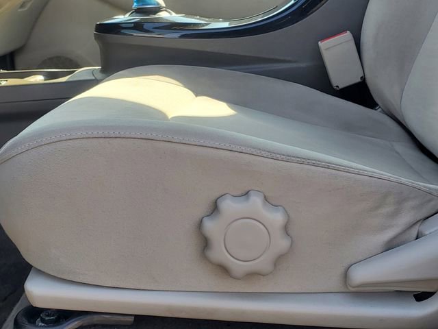 Used 2012 Nissan Leaf SL FWD image 6