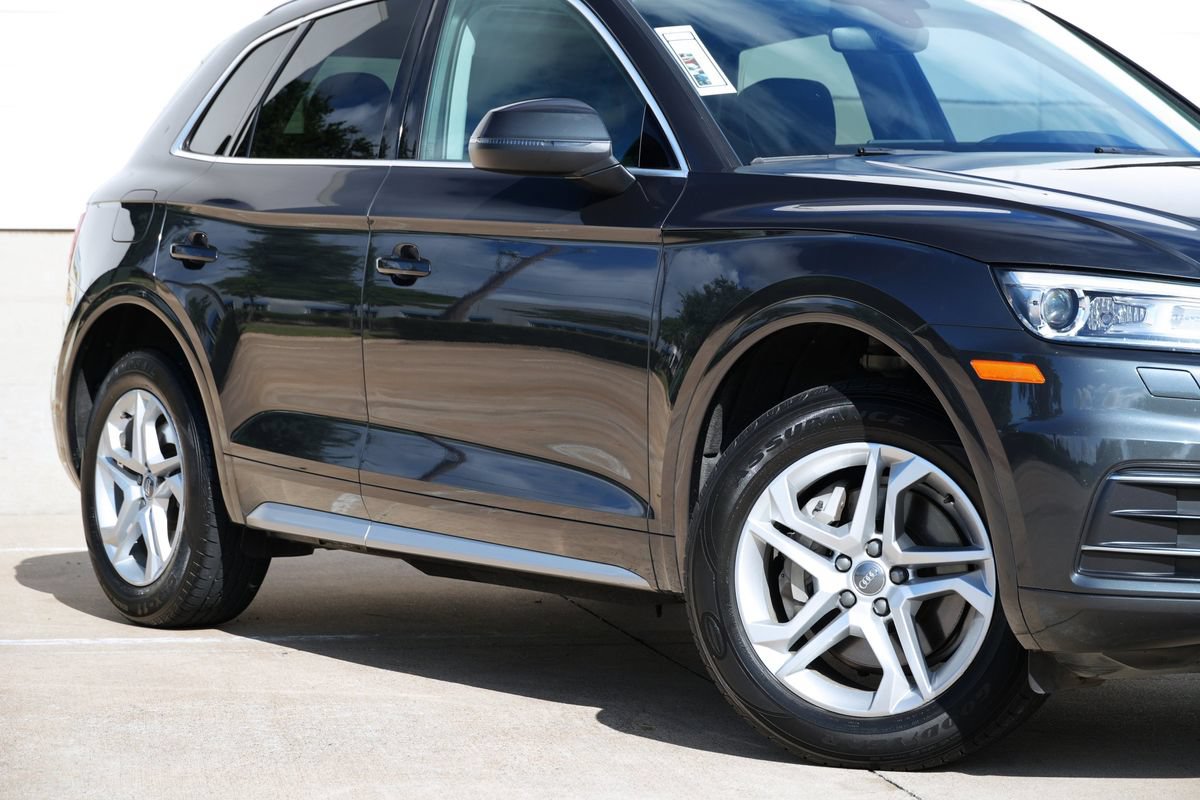 Used 2019 Audi Q5 2.0T Premium w/ Convenience Package AWD/4WD image 19