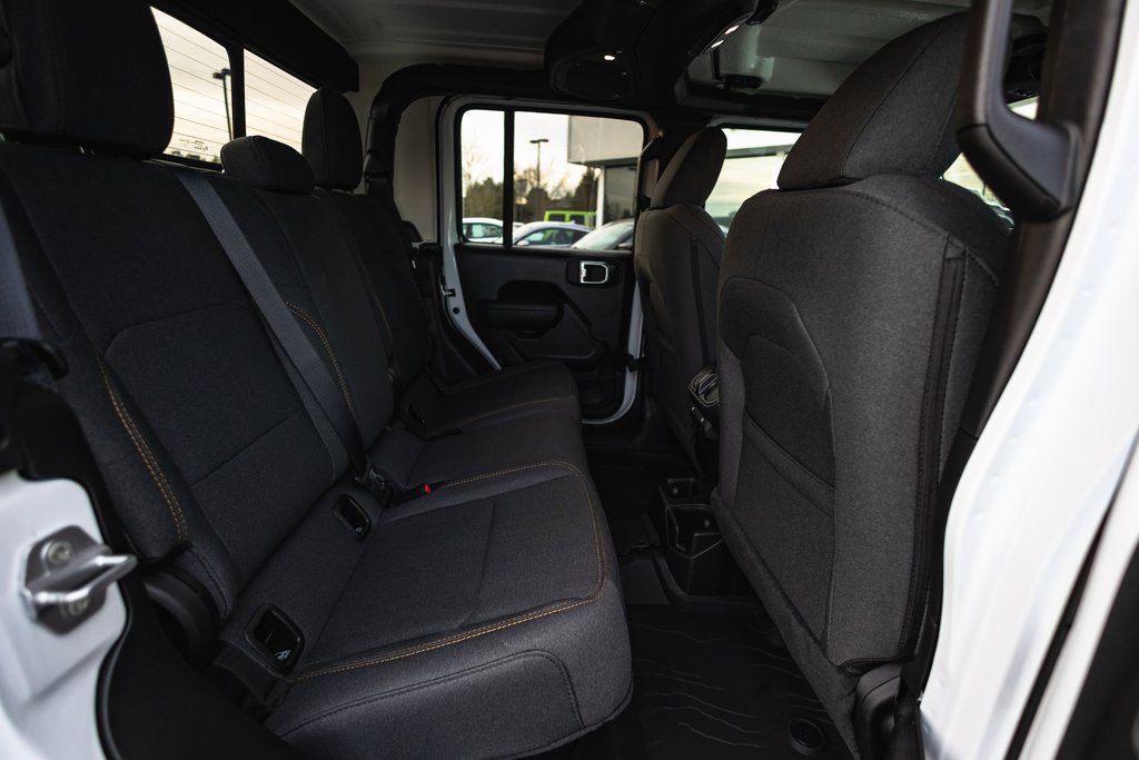 New 2026 Jeep Gladiator Sport AWD/4WD image 30