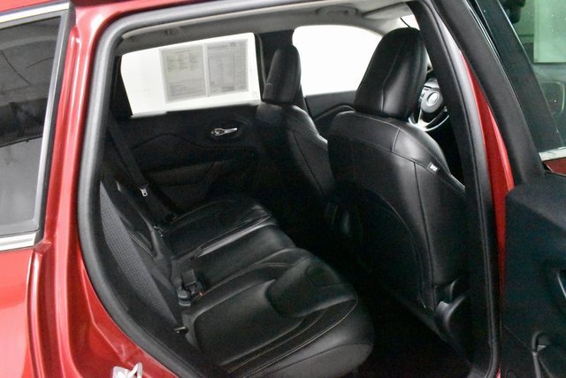 Used 2015 Jeep Cherokee Limited image 17