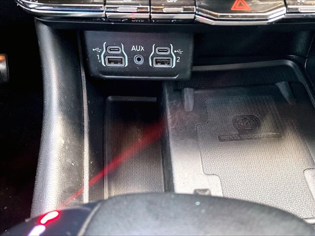 Used 2022 Dodge Durango R/T w/ Trailer Tow Group IV RWD image 26