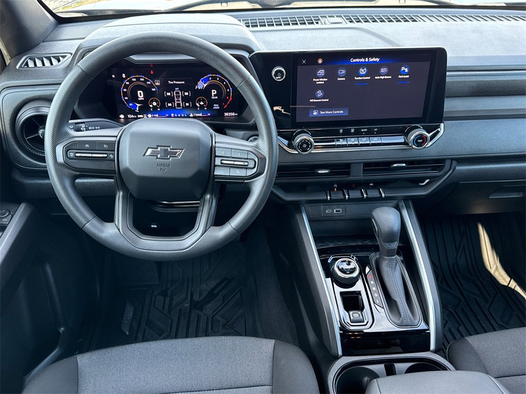 Used 2024 Chevrolet Colorado Trail Boss w/ Technology Package image 23