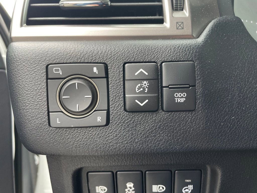 Used 2023 Lexus GX 460 Premium w/ Premium Plus Package image 25