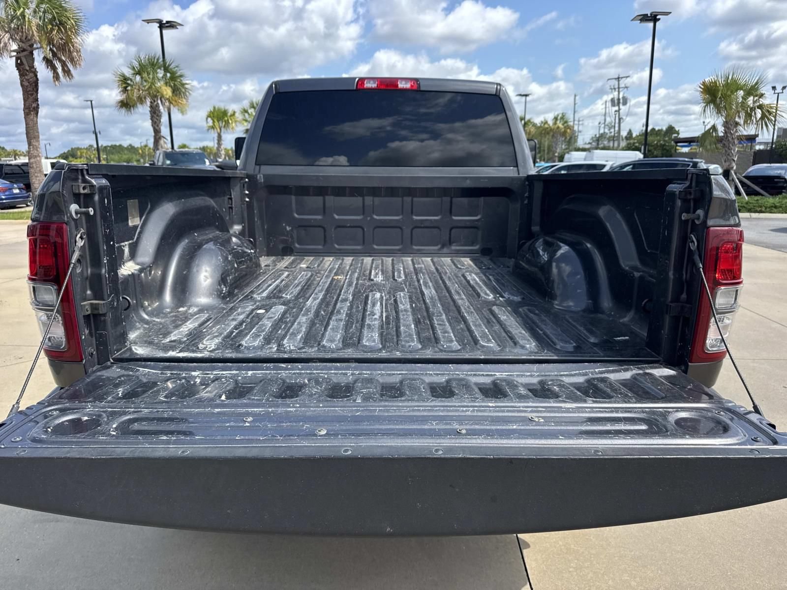 Used 2022 RAM 2500 Big Horn w/ Night Edition AWD/4WD image 8