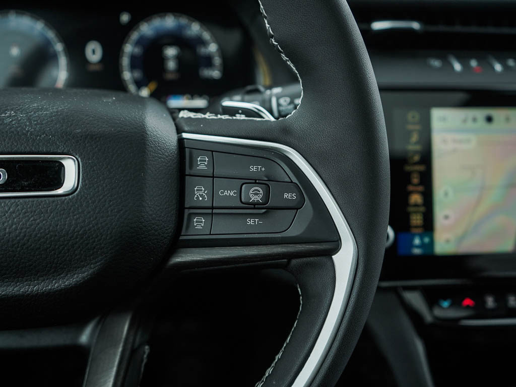 New 2026 Jeep Grand Cherokee Altitude AWD/4WD image 22