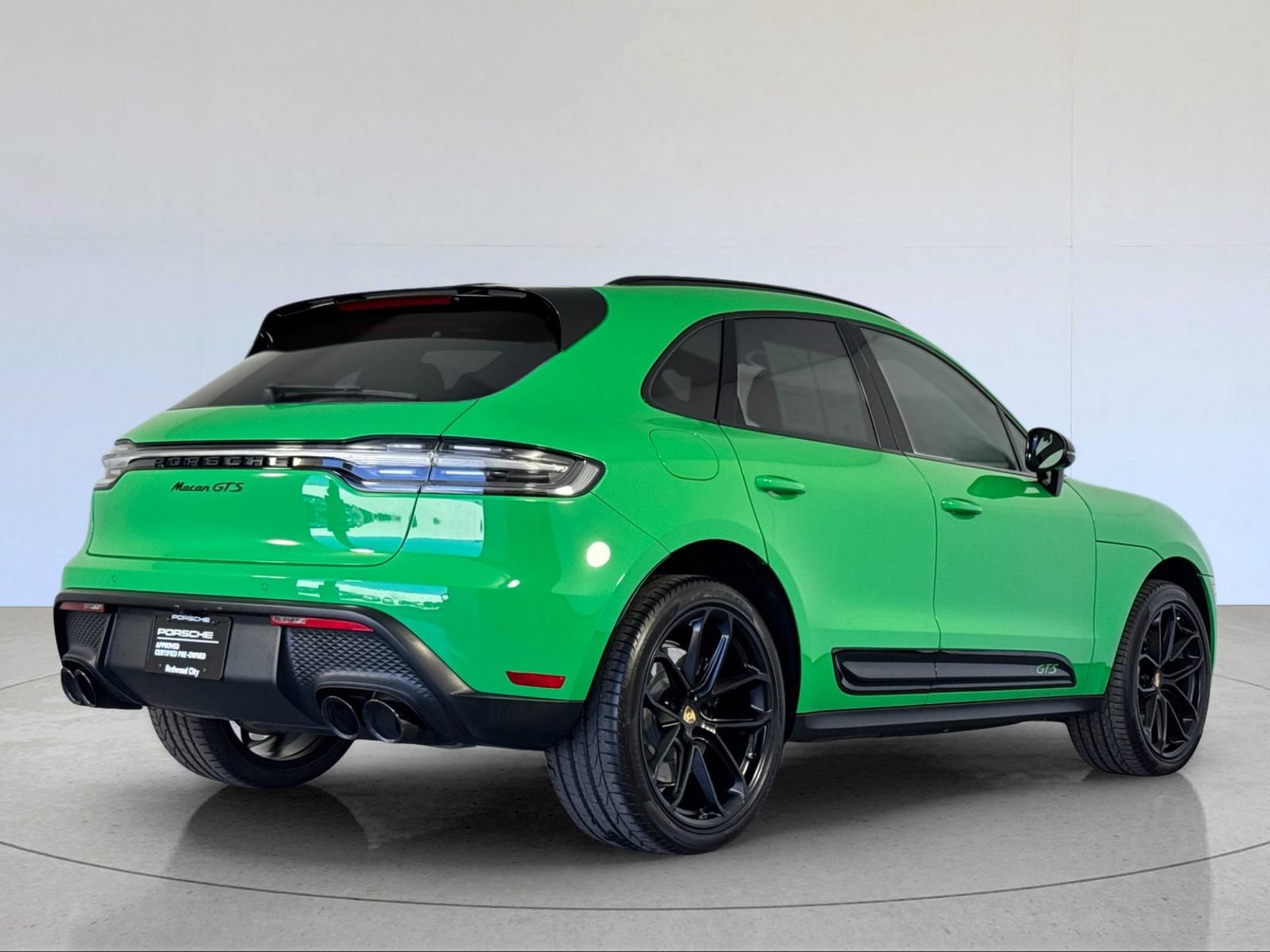 Certified 2023 Porsche Macan GTS w/ GTS Sport Package AWD/4WD image 8