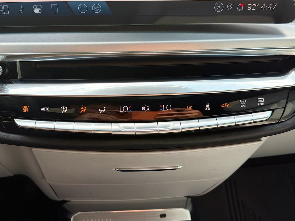 Used 2024 Cadillac Lyriq Sport RWD image 33