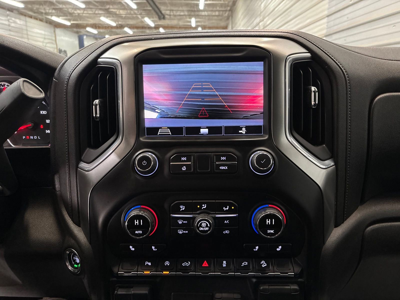 Used 2020 Chevrolet Silverado 1500 LT Trail Boss image 19