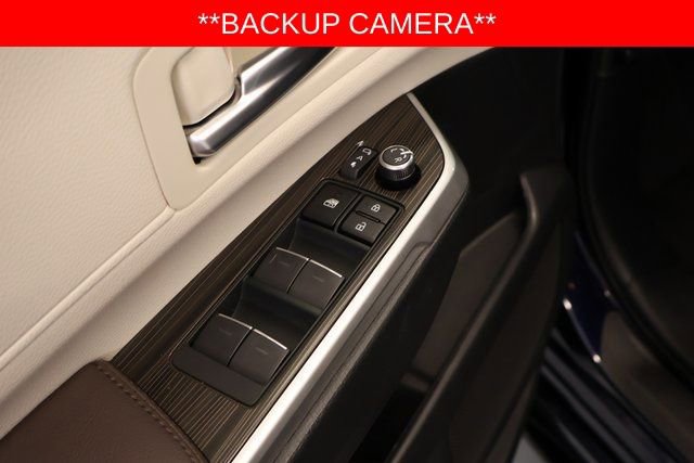 Used 2024 Toyota Sienna Platinum image 8