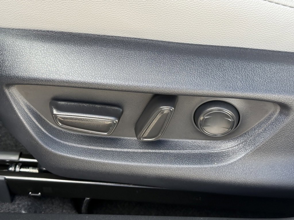 New 2026 Toyota Camry SE image 17