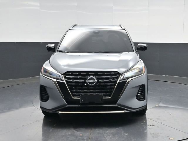 Used 2023 Nissan Kicks SR w/ SR Premium Package image 8