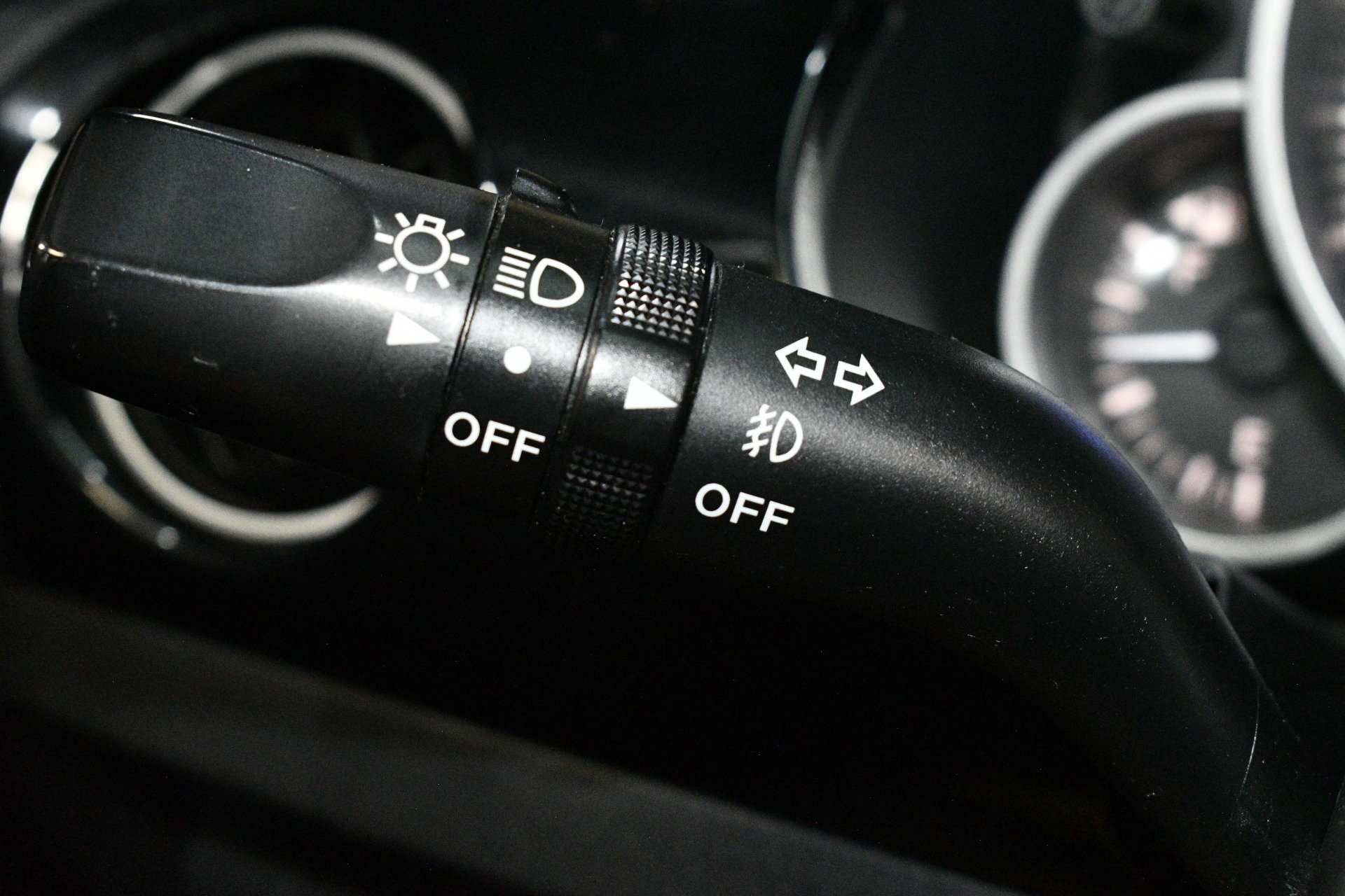 Used 2007 MAZDA MX-5 Miata Touring image 23