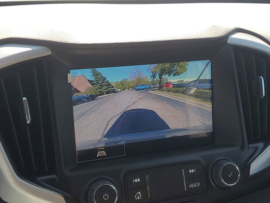 Used 2024 GMC Terrain SLT w/ LPO, Floor Liner Package image 21