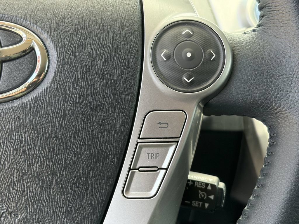Certified 2017 Toyota Prius V FWD image 39