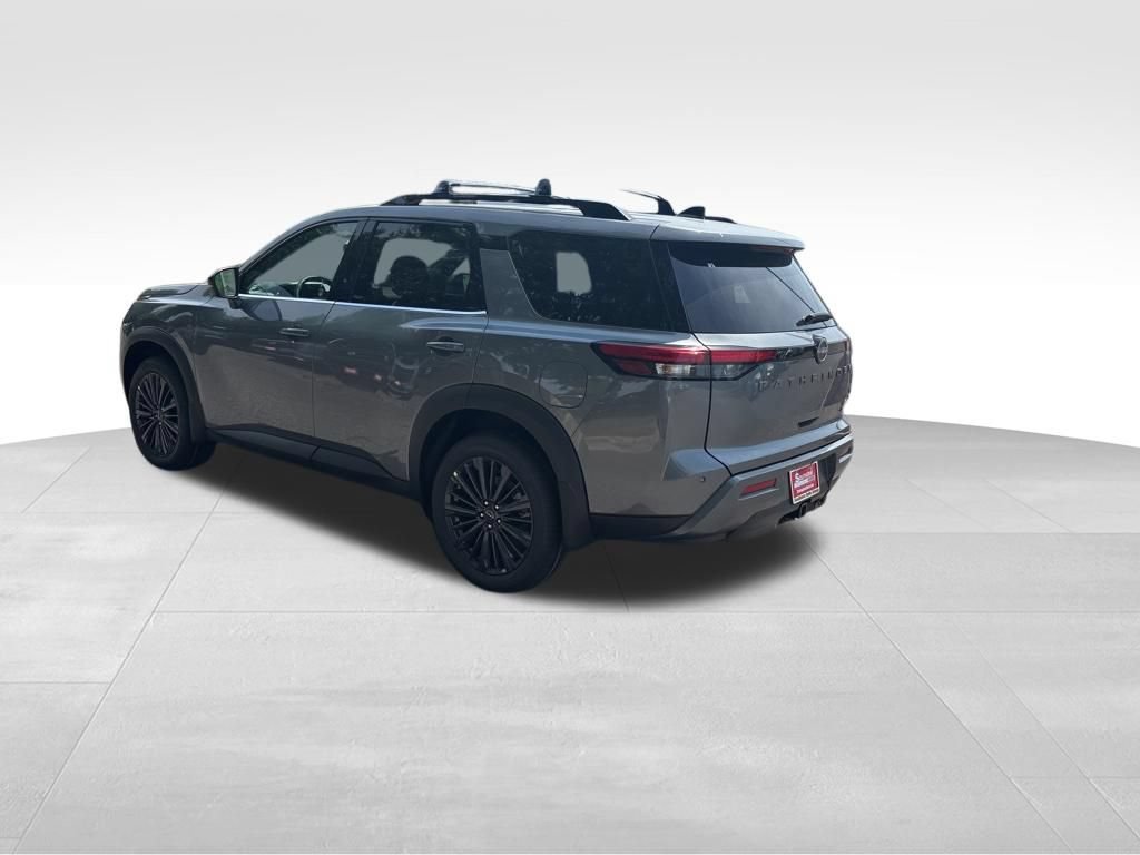 New 2026 Nissan Pathfinder SL w/ SL Premium Package FWD image 2