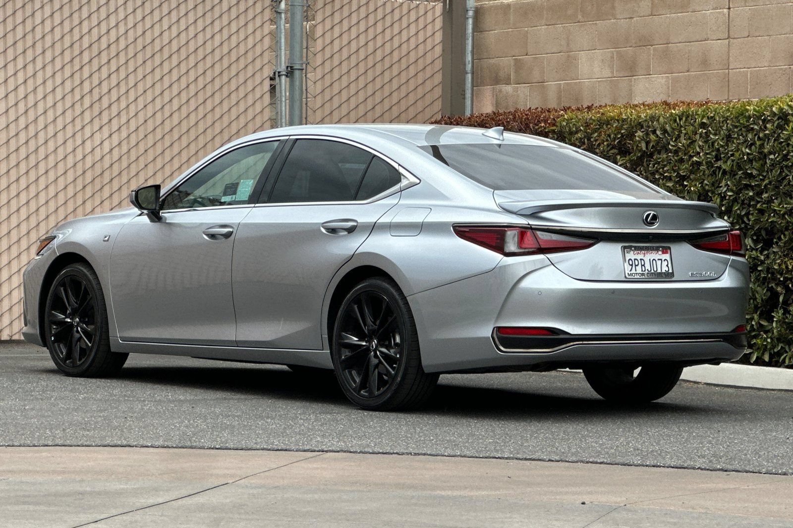 Certified 2024 Lexus ES 300h F Sport w/ Accessory Package (Z1) FWD image 6